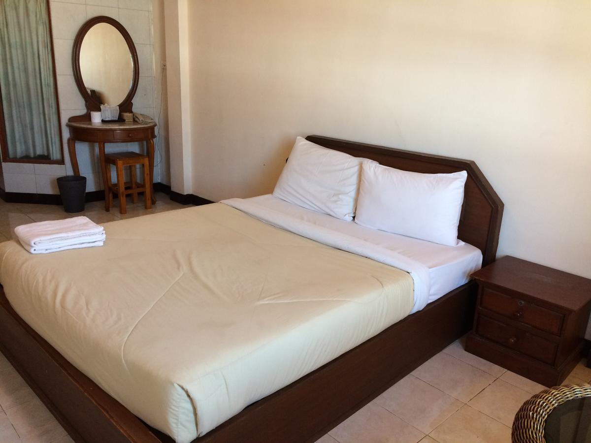 Kraisaeng Place Phitsanulok Exterior photo